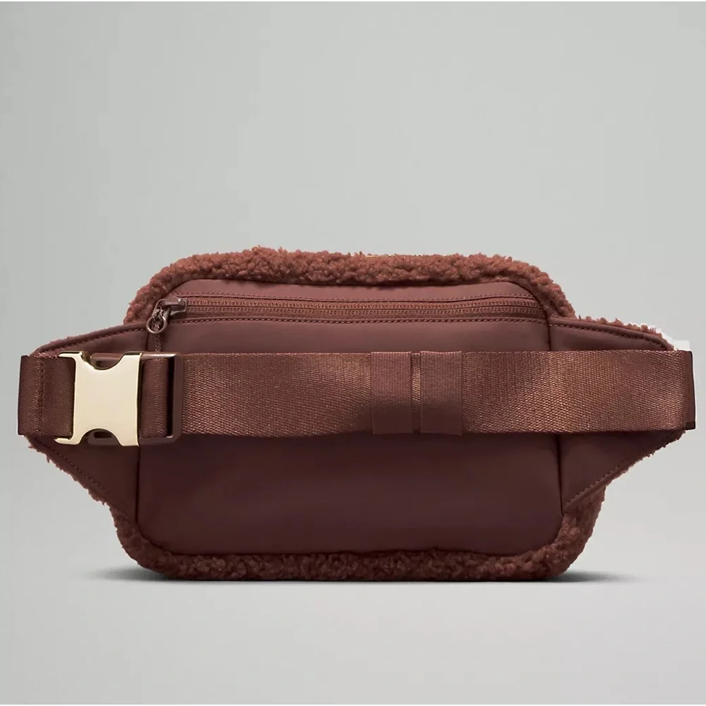 lululemon athletica everywhere belt